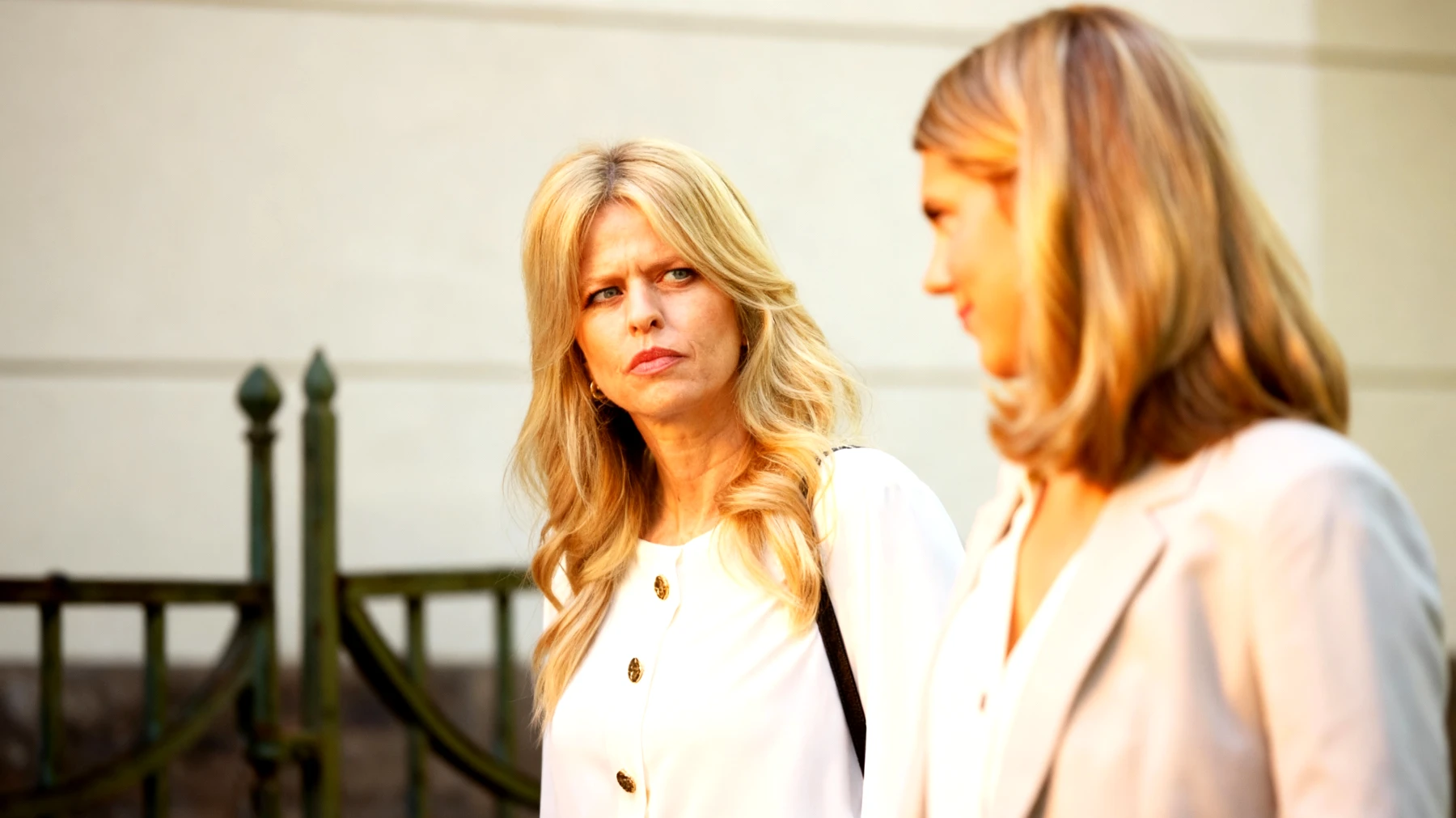 Unter uns2025-11-26T05:34:57.028Z"